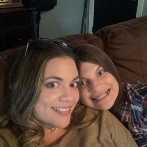 Meet your Posher, Angelica